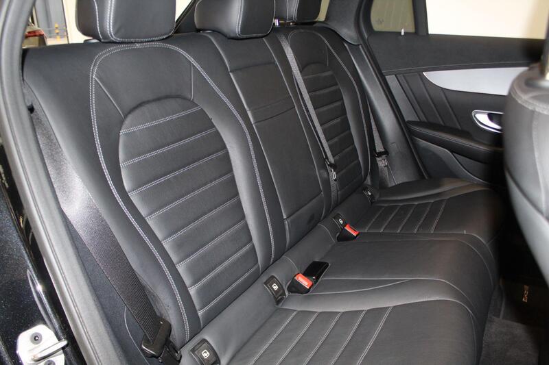 2023 Mercedes-Benz EQC in Black — image 34 of 89