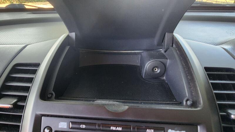 2010 Nissan Note — photo 37