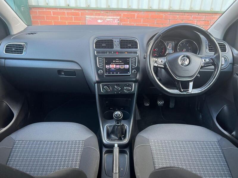 Volkswagen Polo view 16
