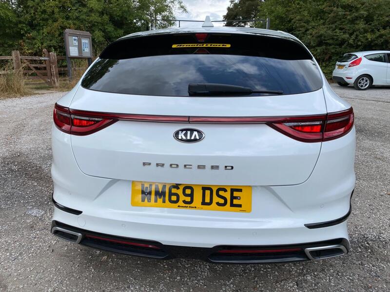 Kia Proceed view 6