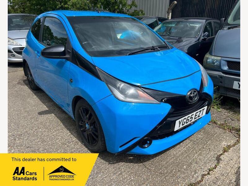 2015 Toyota Aygo in Blue for sale
