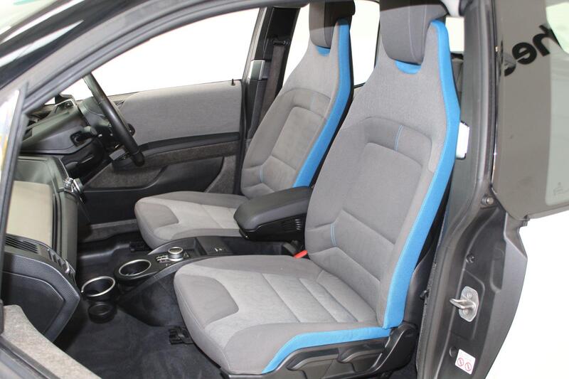 2022 BMW i3 in White — image 19 of 79