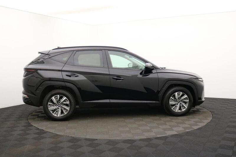 Hyundai Tucson view 2