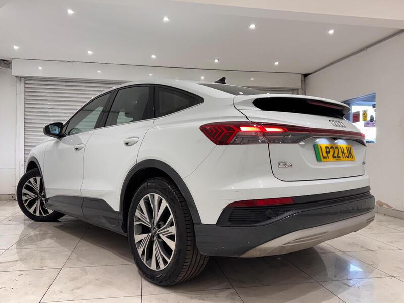 Audi Q4 E-Tron view 4