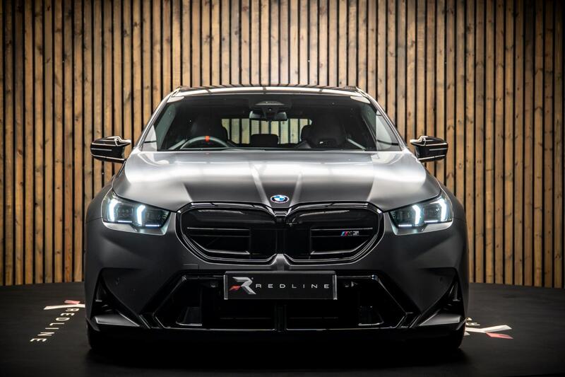 BMW M5 view 5
