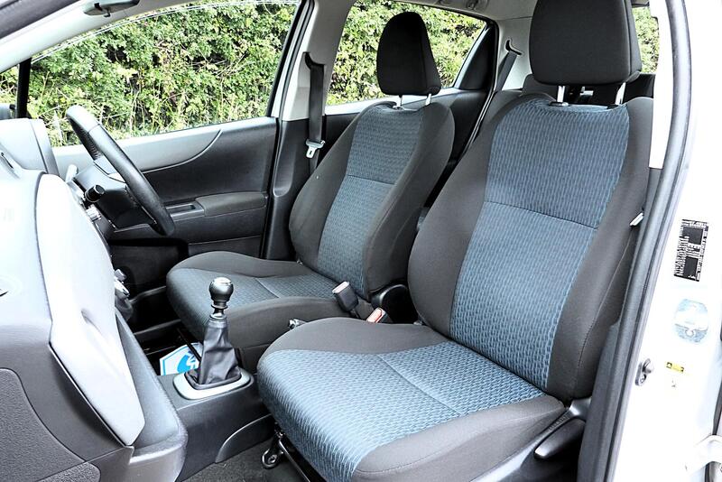 Toyota Yaris view 10