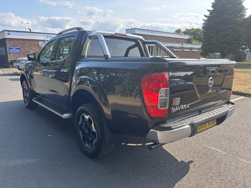 Nissan Navara view 5