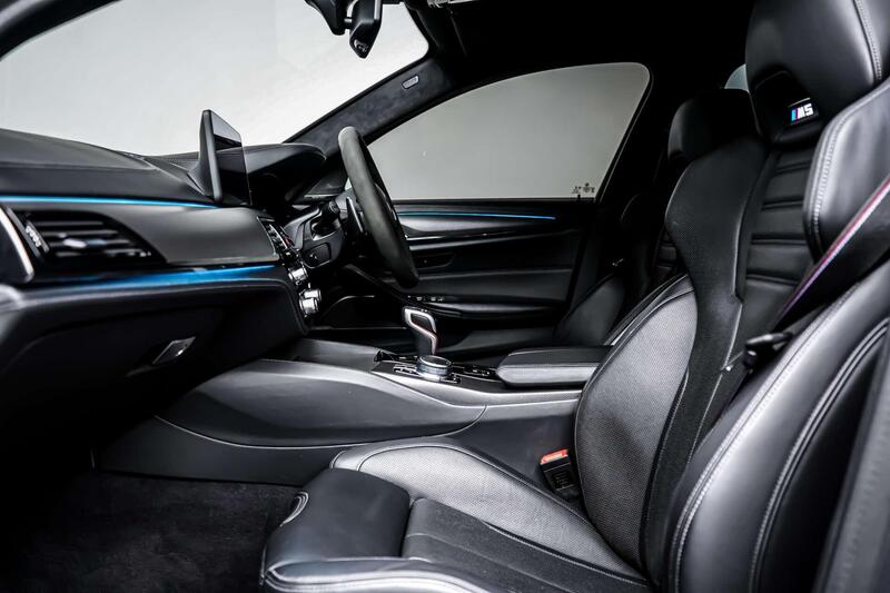 BMW M5 view 7