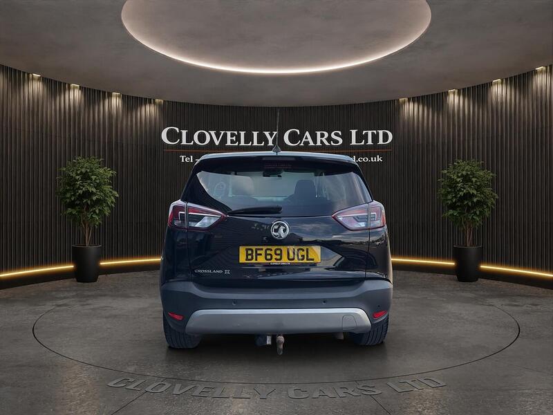 Vauxhall Crossland X view 5