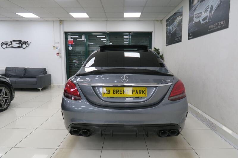 Mercedes-Benz C-Class view 5