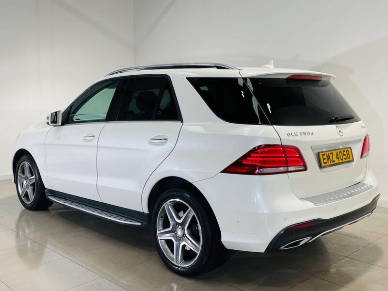 Mercedes-Benz Mercedes-Benz GLE view 3