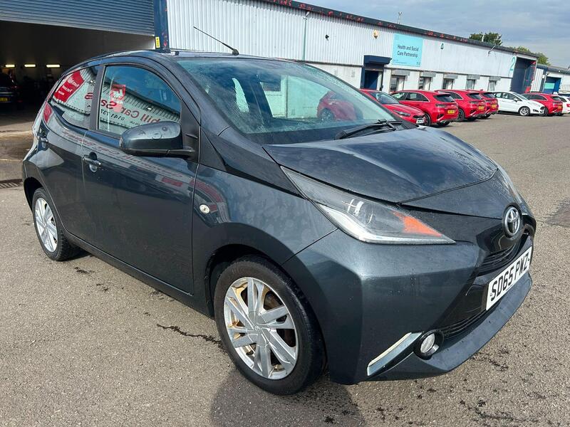 Toyota Aygo view 3