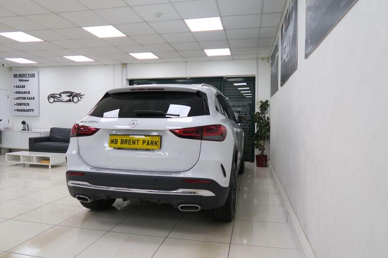 Mercedes-Benz Gla view 5