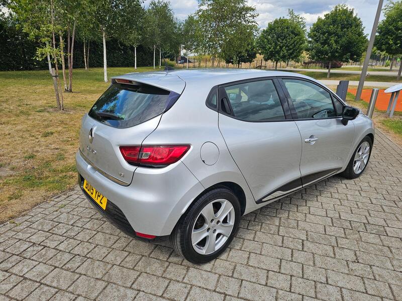 Renault Clio view 5