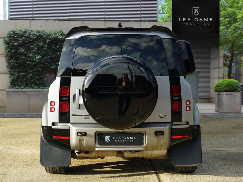 Land Rover 110 view 6