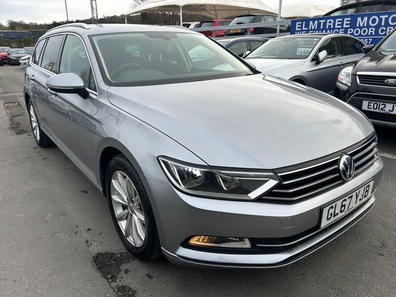 Volkswagen Passat view 5