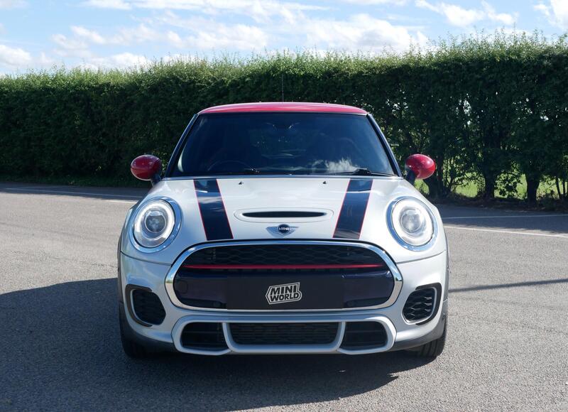 MINI Hatch view 5