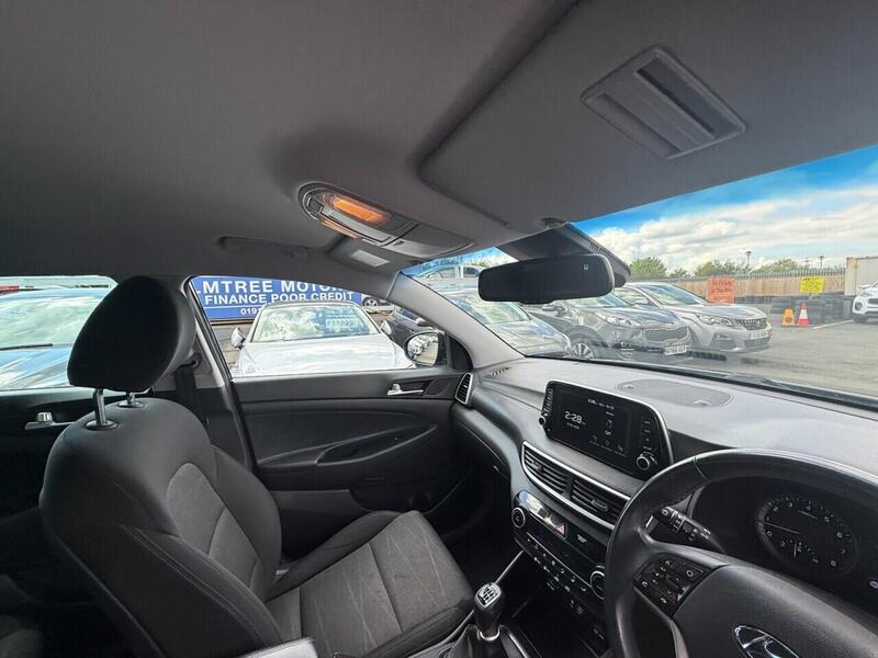 Hyundai Tucson view 2