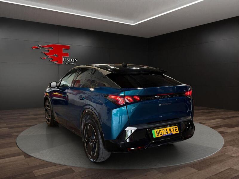 Peugeot 3008 view 4