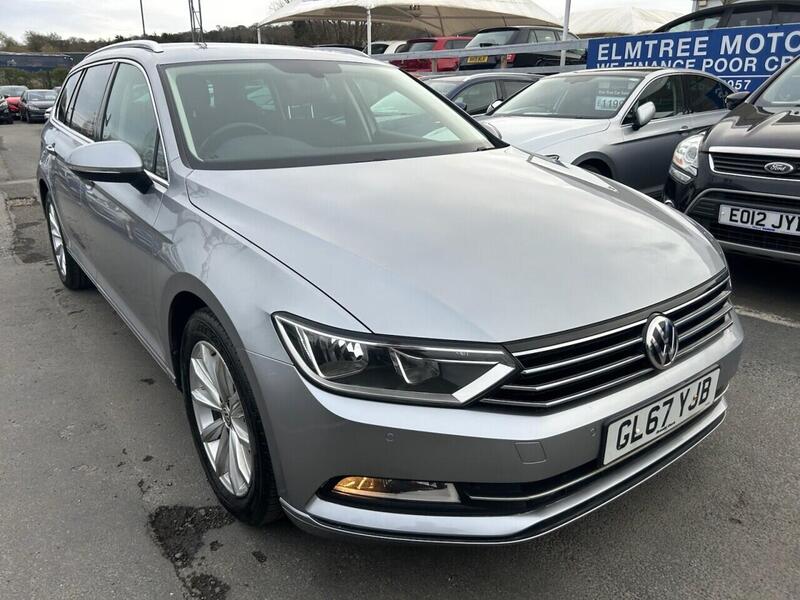 Volkswagen Passat view 6