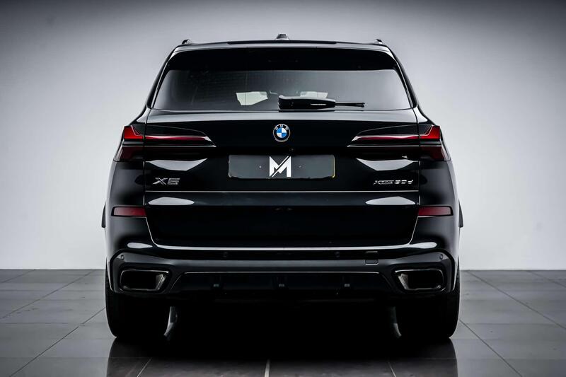 BMW X5 BMW X5 view 4