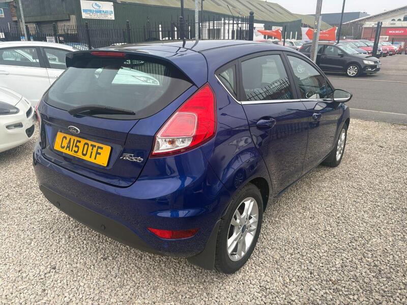 Ford Fiesta view 6