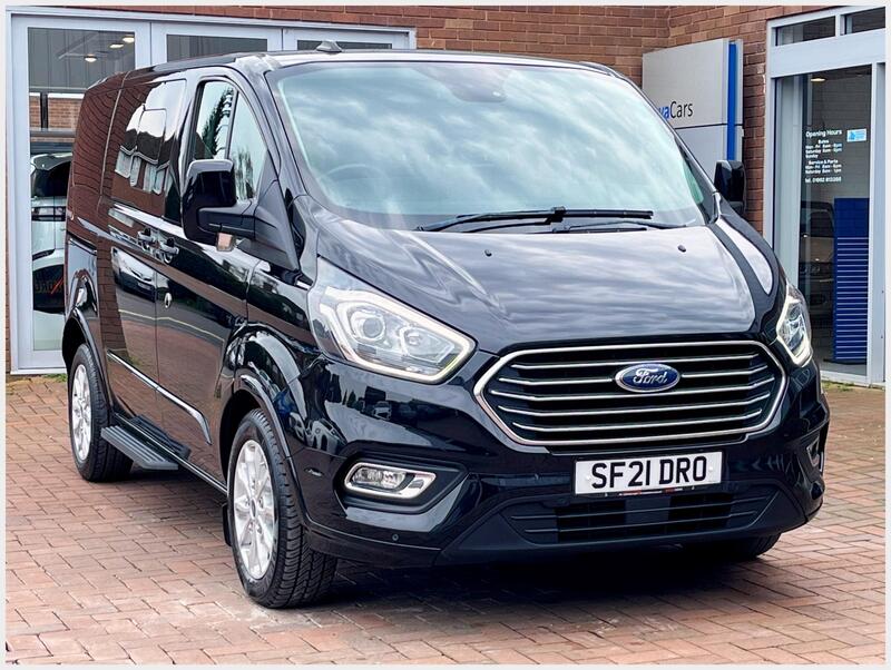 Ford Tourneo Custom view 16