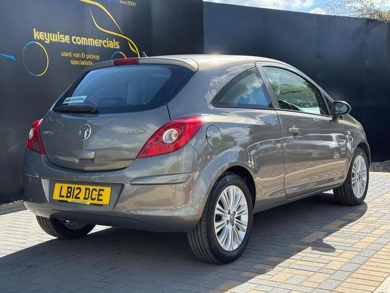 Vauxhall Corsa view 5