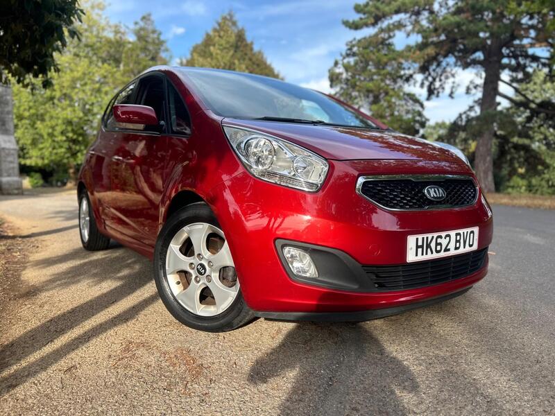 2012 Kia Venga in Red for sale