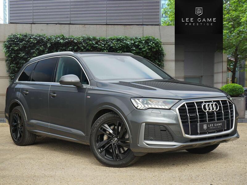 Audi Q7 main image