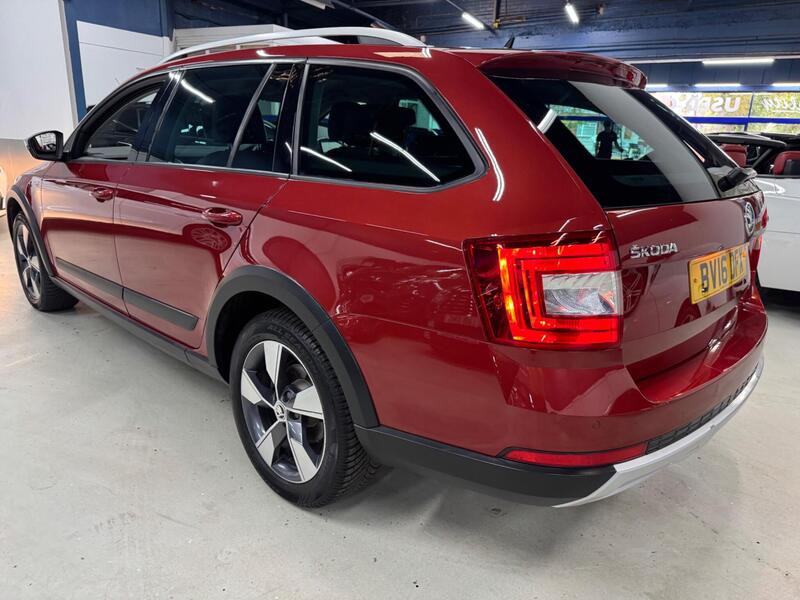 Skoda Octavia view 5
