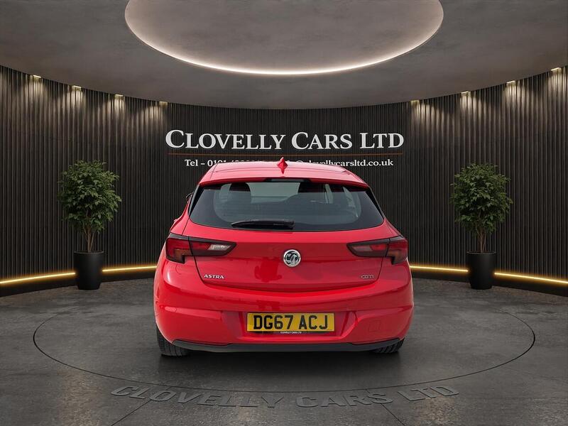 Vauxhall Astra view 5