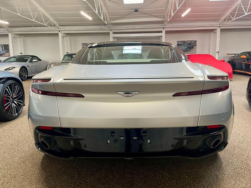 Aston Martin DB11 view 6