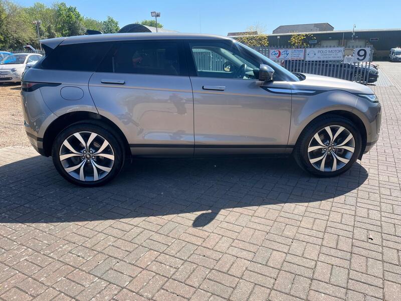 Land Rover Range Rover Evoque view 2