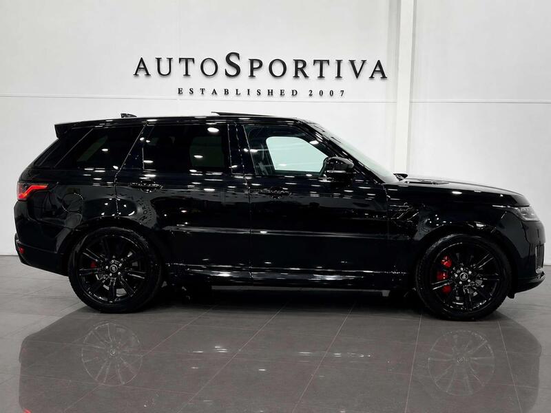 Land Rover Range Rover Sport view 3
