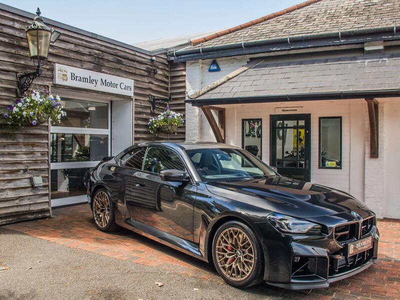 BMW M2 view 2