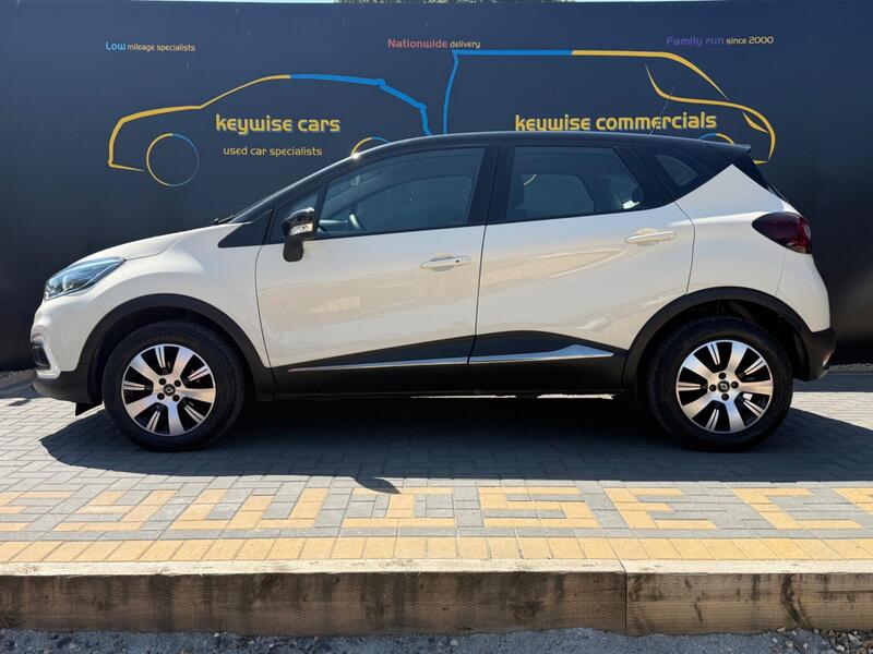 Renault Captur view 2