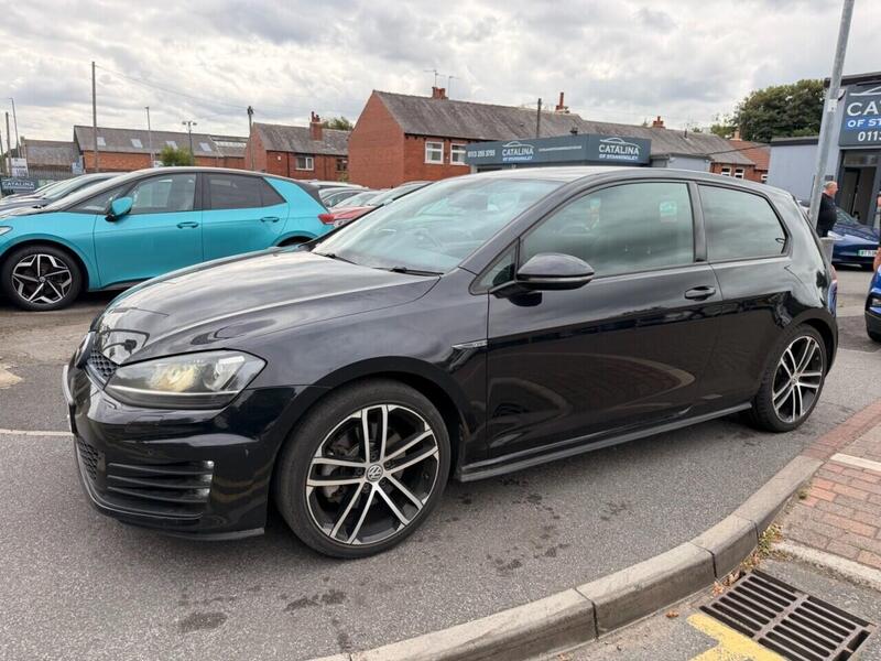 Volkswagen Golf view 7