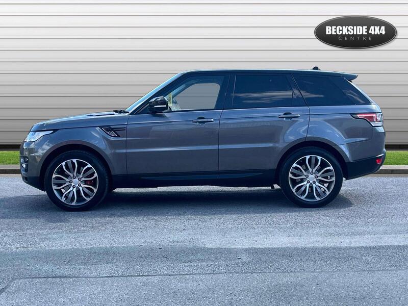 Land Rover Range Rover Sport view 4