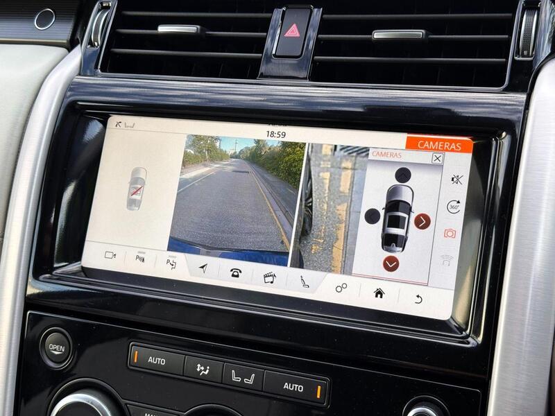 Land Rover Discovery view 22
