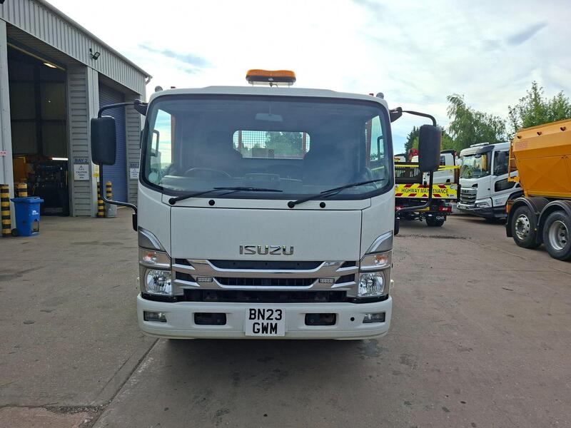 Isuzu N75 190  7.5T Beavertail