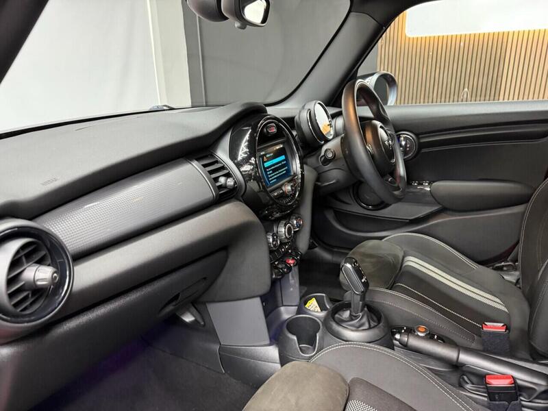 Mini Hatch view 2