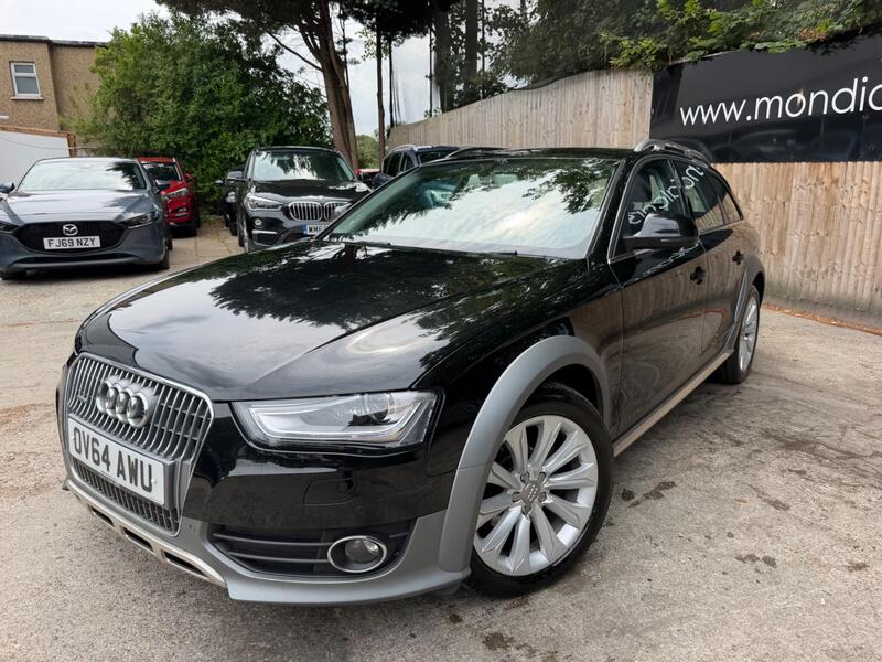 Audi A4 Allroad view 3