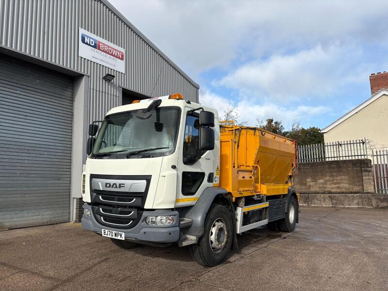 DAF LF230 18T GVW Hot Box Twin