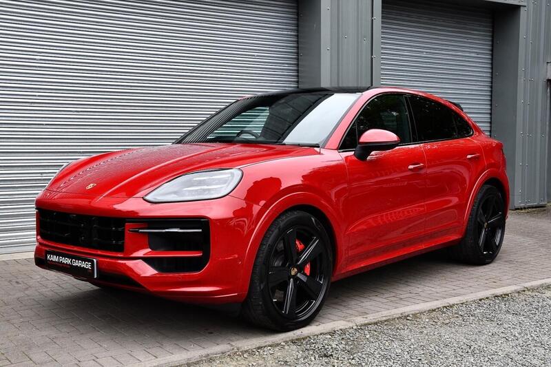 Porsche Cayenne view 3