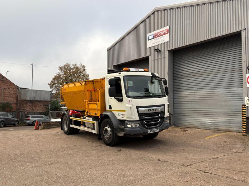 DAF LF 230 18T Hot Box (Twin)