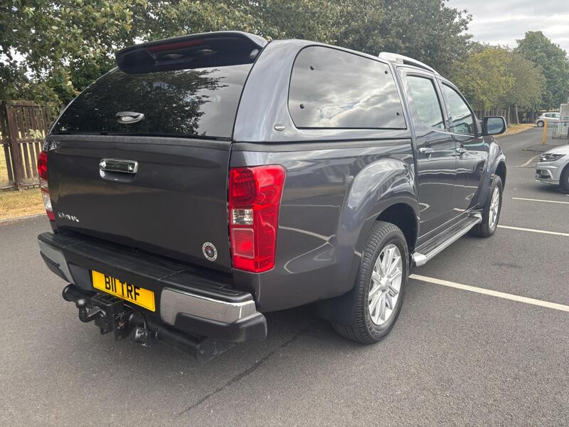 Isuzu D-Max view 7