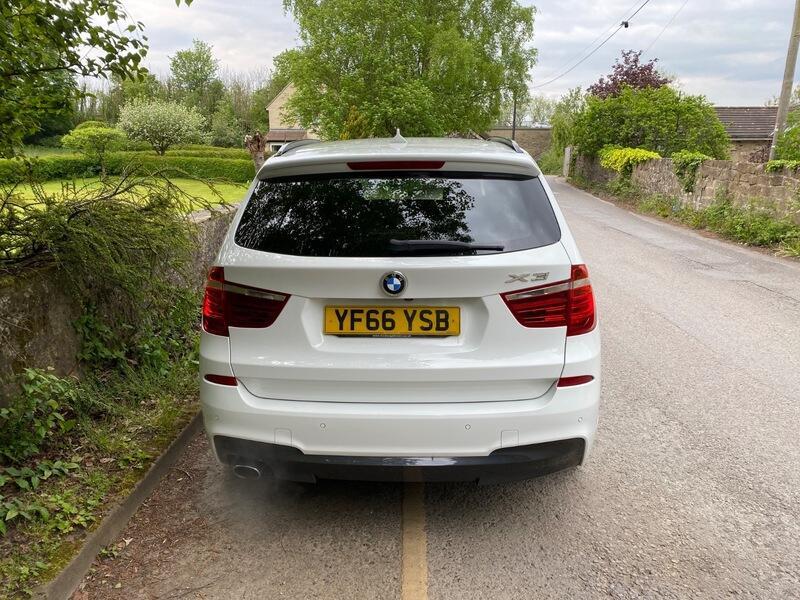 BMW X3 view 5
