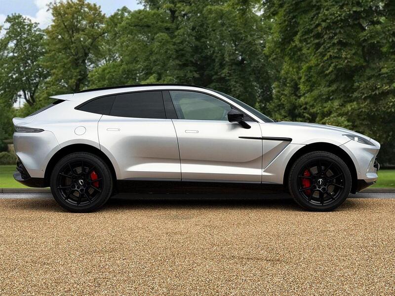 Aston Martin DBX view 4