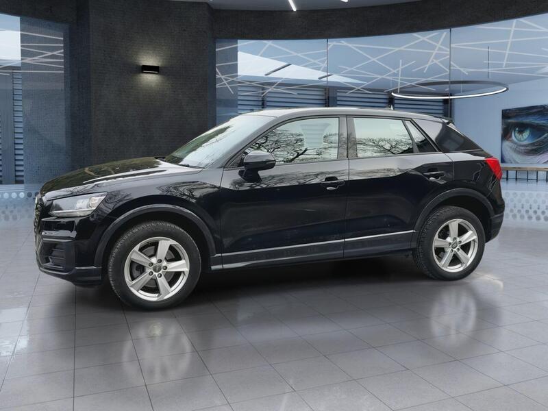 Audi Q2 view 4
